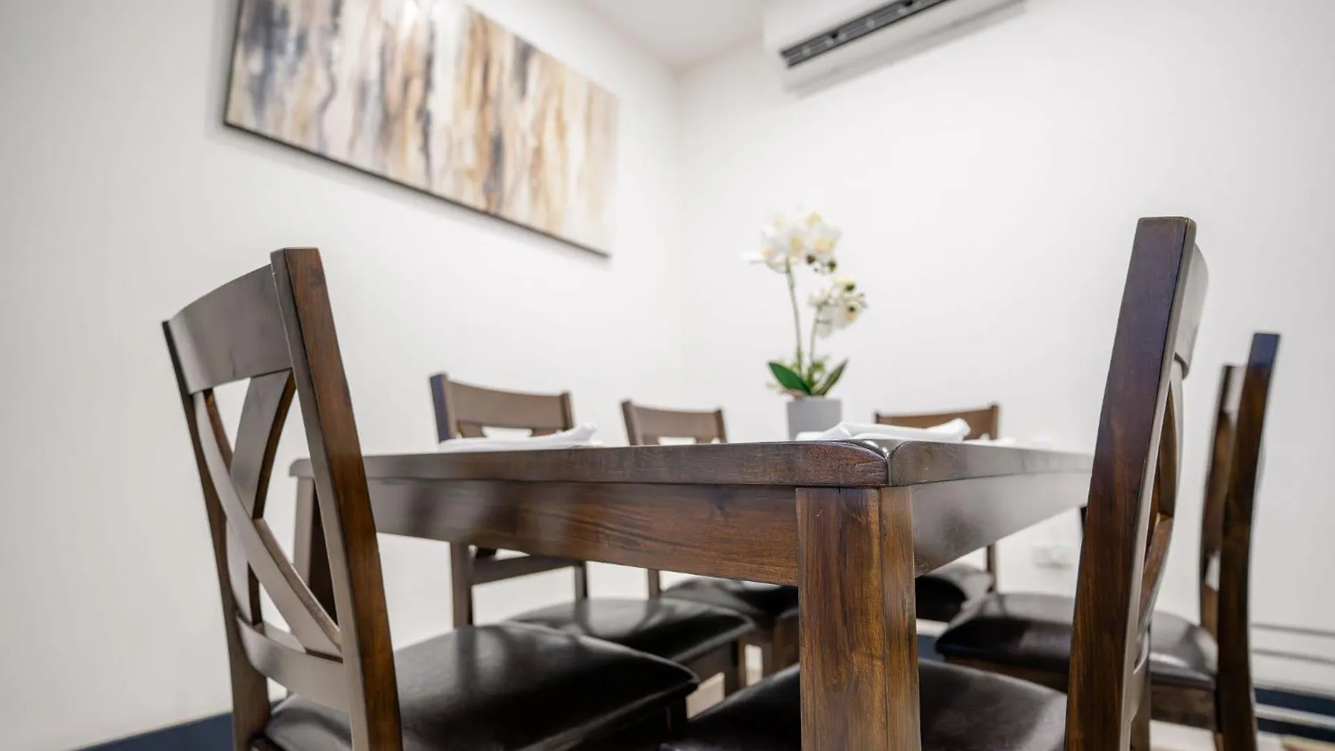 Apartament Serenity Haven - Your Ultimate Runaway Bay Escape